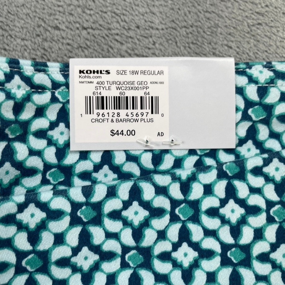 NWT Croft & Barrow Turquoise Geometric Mid Rise Ankle Pants 18W Regular - Picture 16 of 16